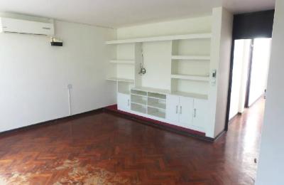 ALQUILER DE CASA DE 2 PISOS EN LOS SAUCES - SANTA VICTORIA